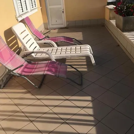 Apartmaji Jelena