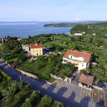 Apartment Apartmaji Jelena *