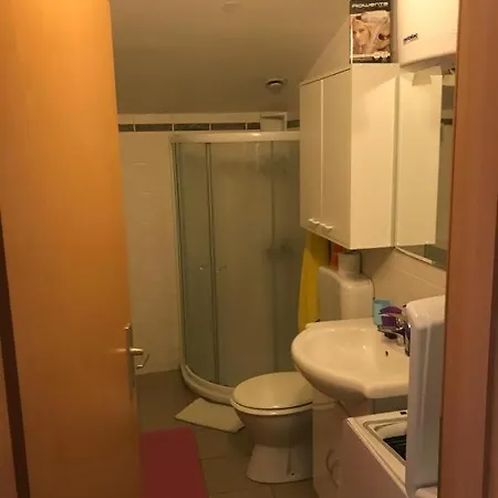Apartmaji Jelena *