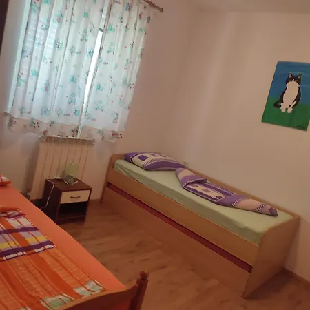 Apartmaji Jelena * Pirano