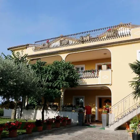 Апартаменты Apartmaji Jelena *