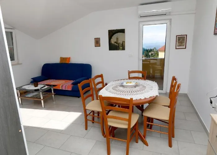 Apartmaji Jelena 公寓