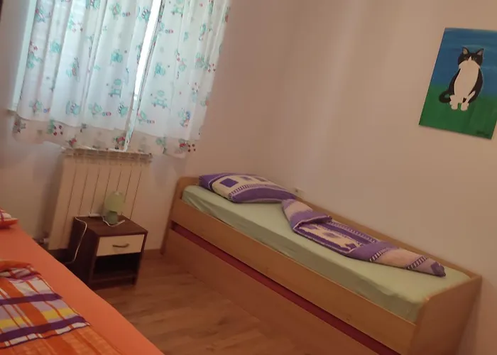 Apartmaji Jelena * 皮兰